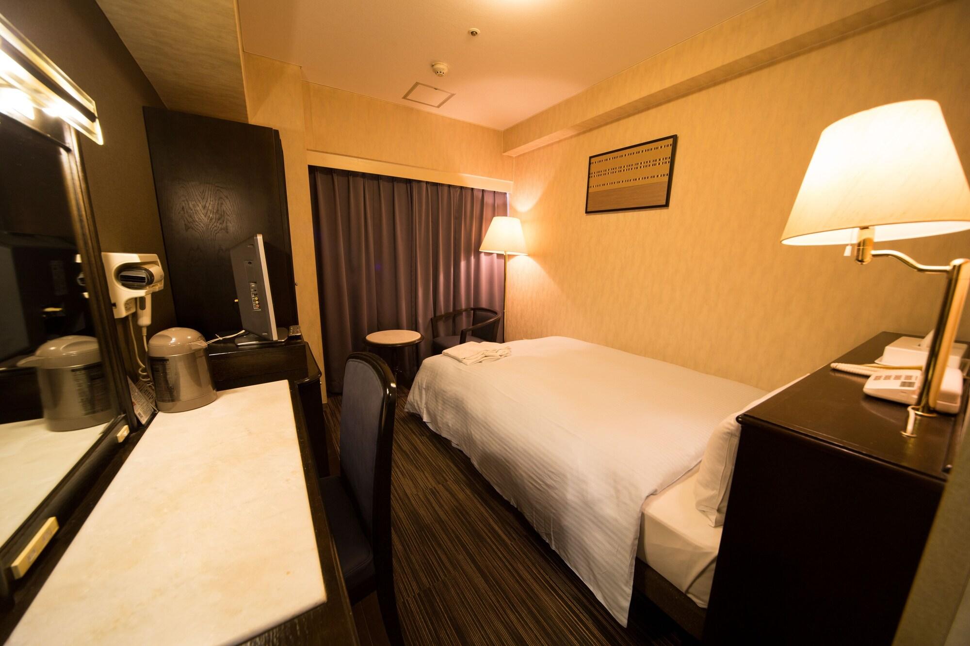 Hotel Claiton Esaka Суита Екстериор снимка