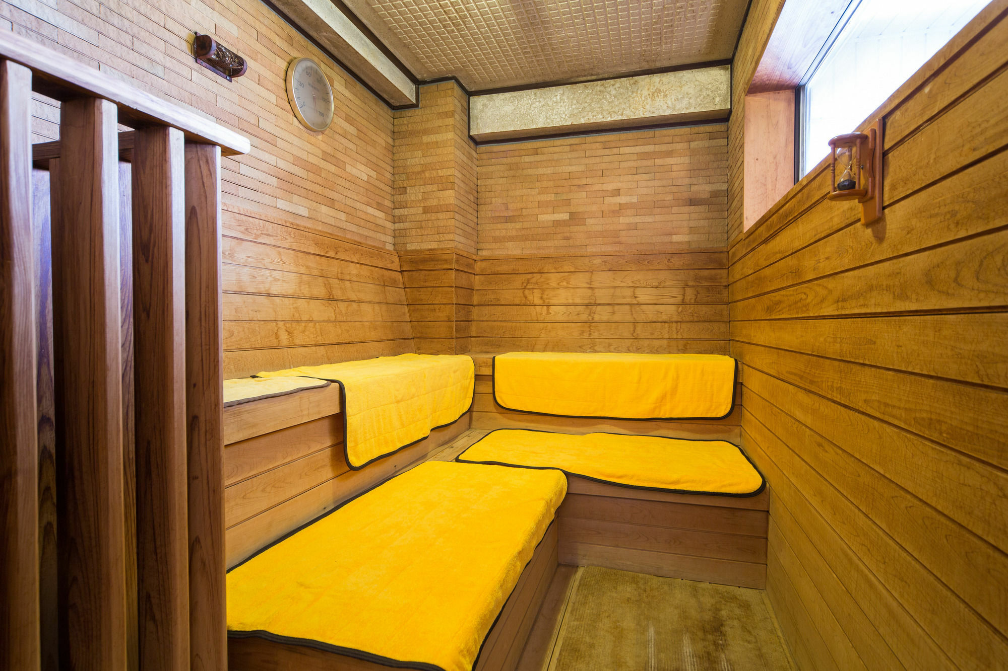 Hotel Claiton Esaka Суита Екстериор снимка
